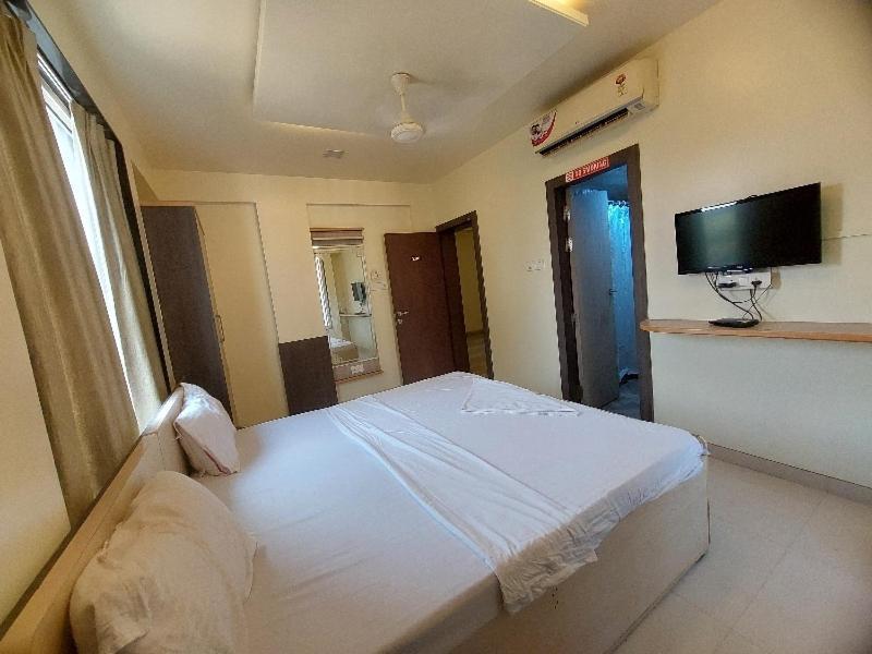 Super Hotel O Happy Homely Stay Near Pune Airport Khadki Exterior photo