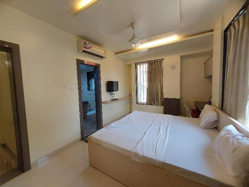 Super Hotel O Happy Homely Stay Near Pune Airport Khadki Exterior photo