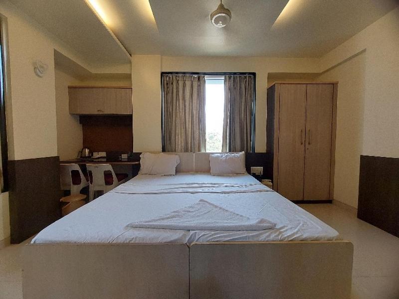 Super Hotel O Happy Homely Stay Near Pune Airport Khadki Exterior photo